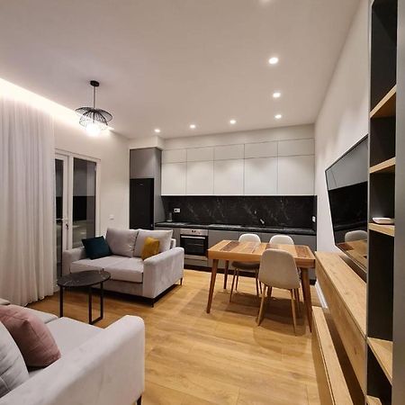 Adore - Modern Apartment 티라나 외부 사진